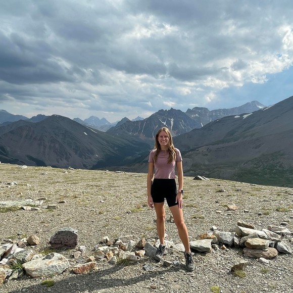 Meet your Posher, Emilia - Picture 1 of 1